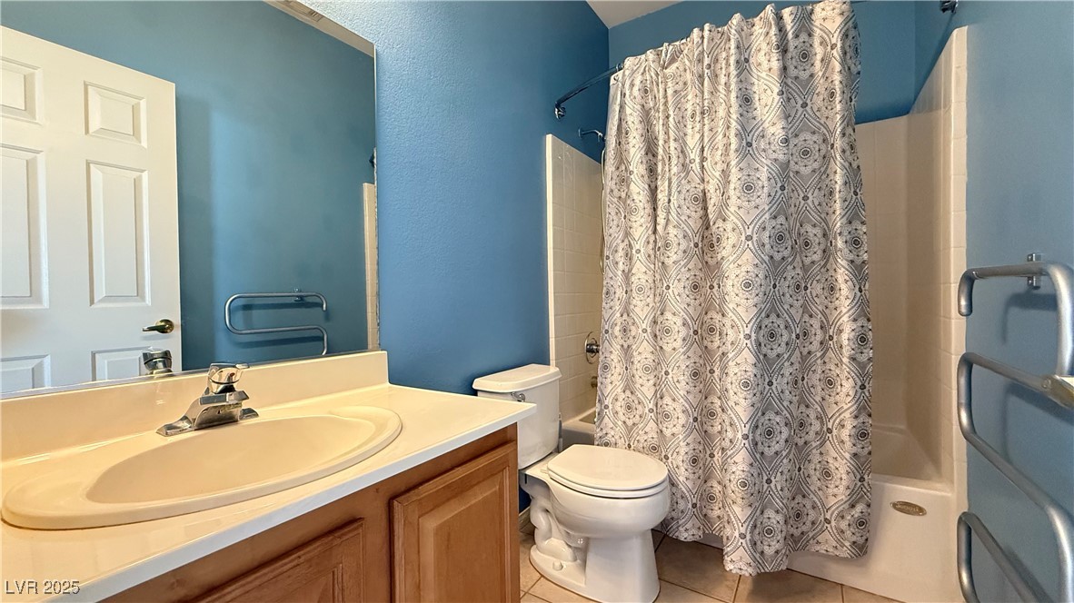 988 Upper Meadows Place