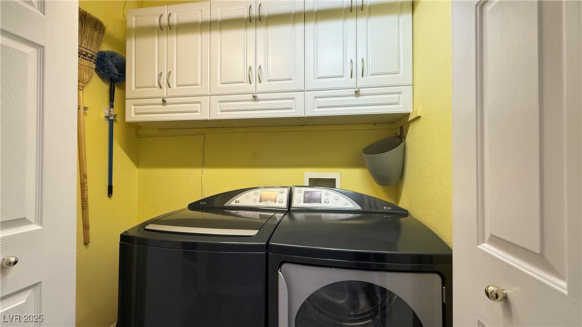 988 Upper Meadows Place