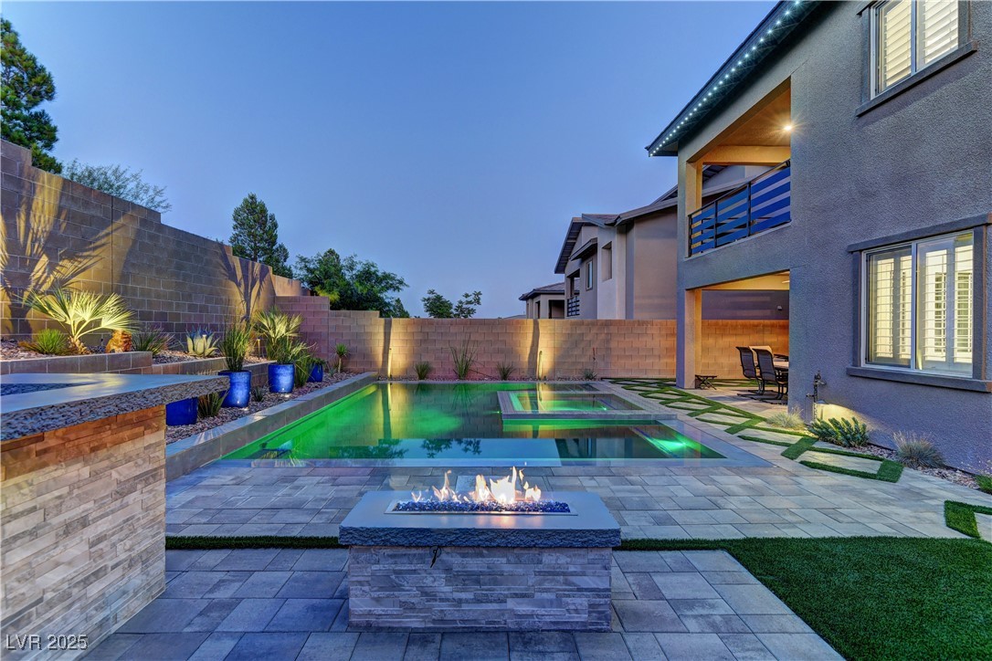 754 Agate Hills Street