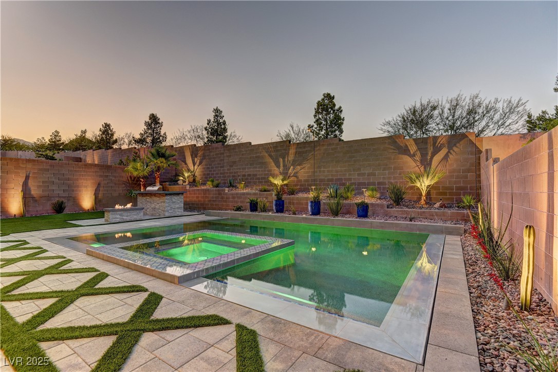 754 Agate Hills Street