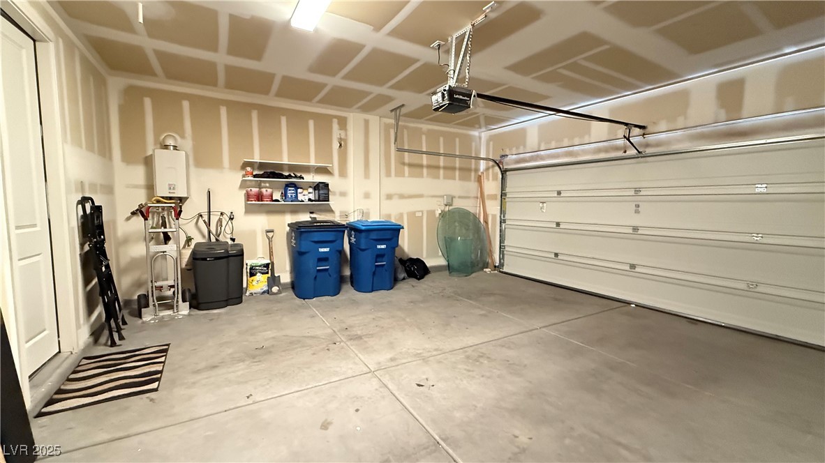 2924 Sunday Silence Road