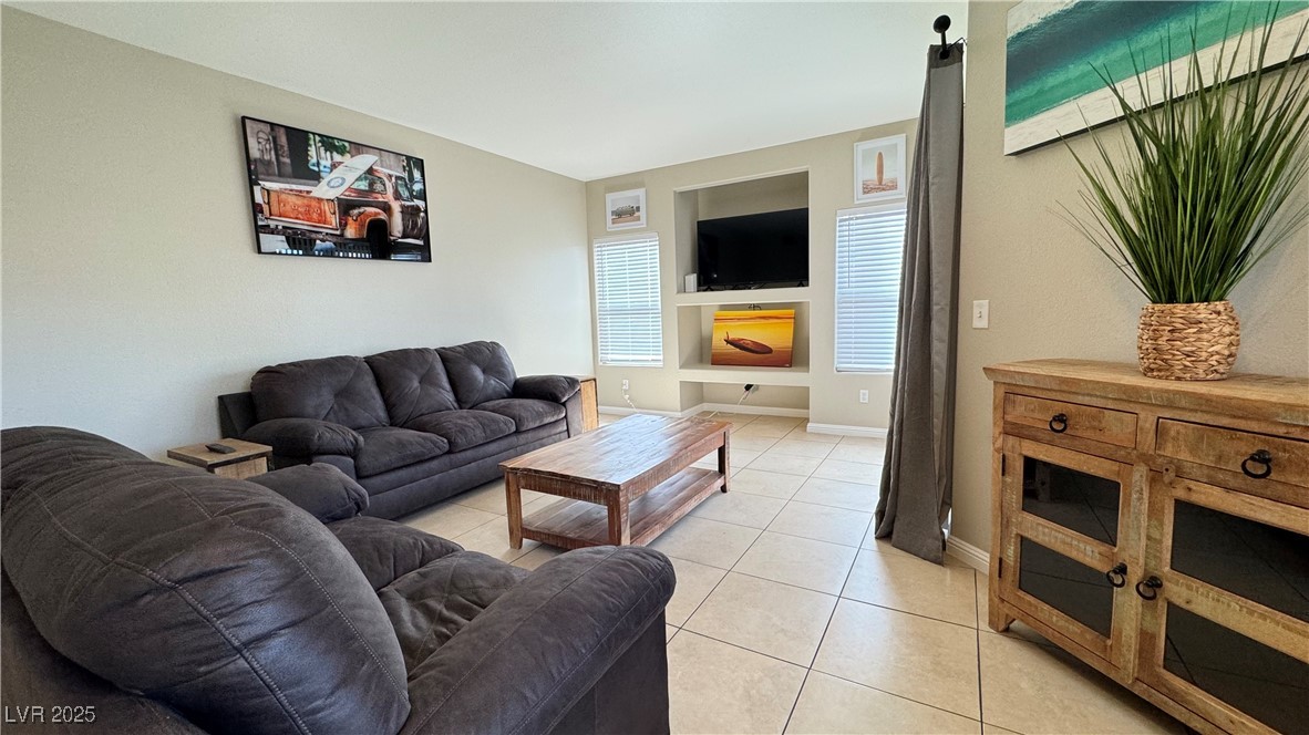 5125 West Reno Avenue 1018