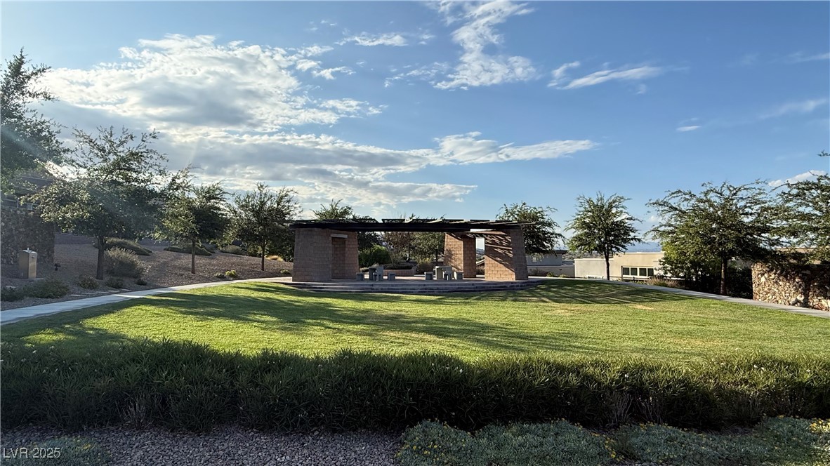 6208 Petroglyph Avenue