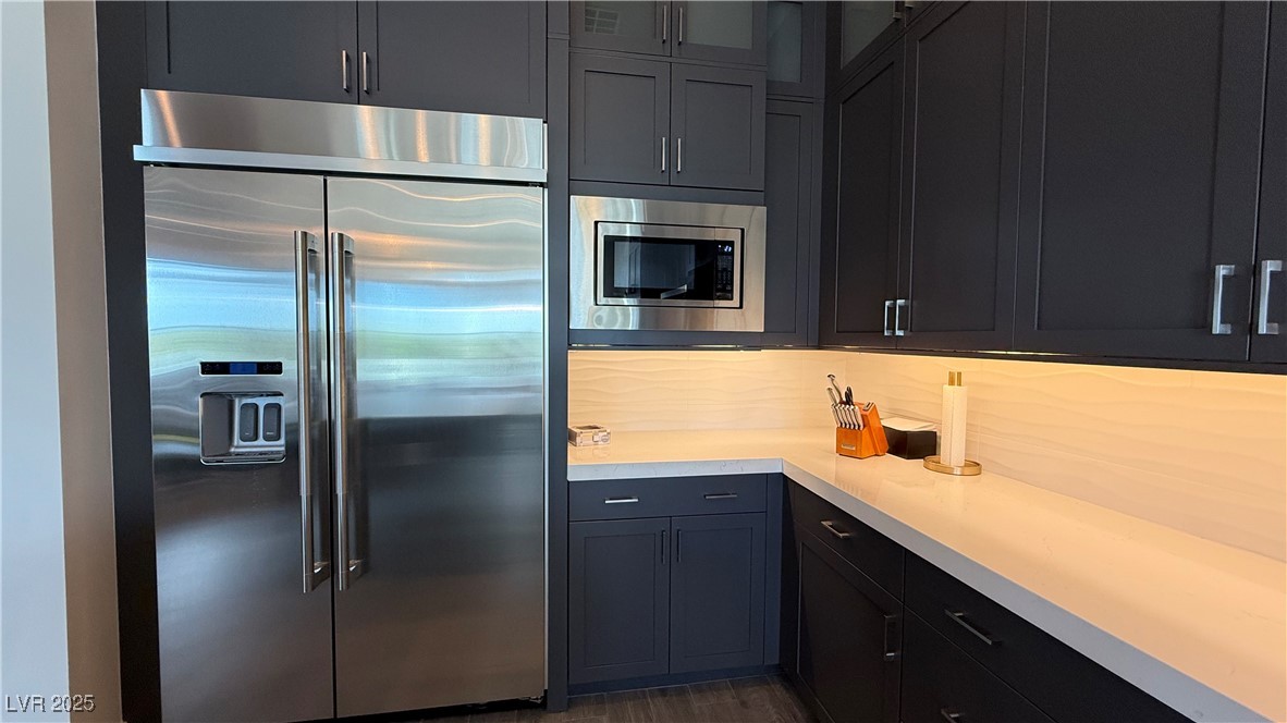 6208 Petroglyph Avenue