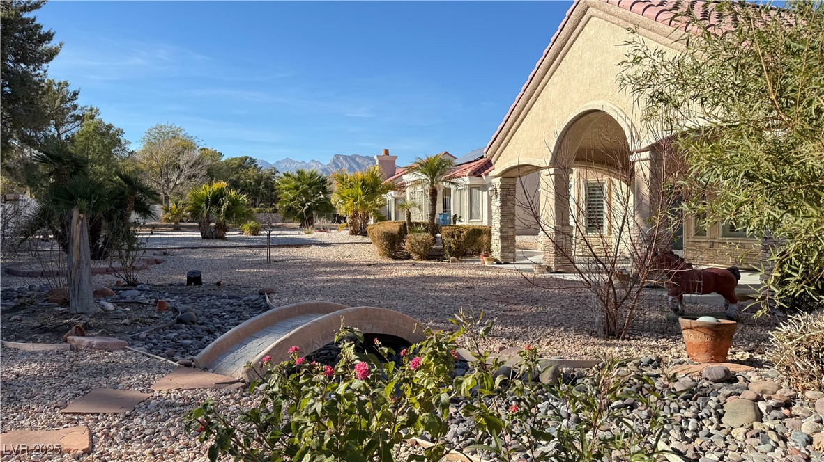 8821 Sandspring Drive
