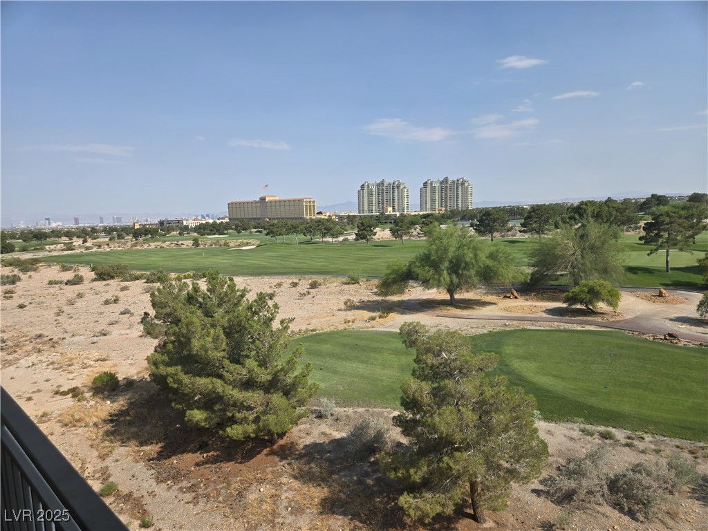 9213 Las Manaitas Avenue 401