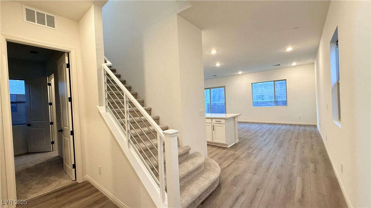 1543 Pacific Baza Street