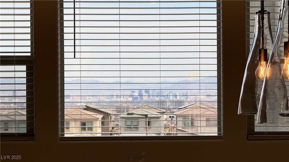 1545 Bat Hawk Street