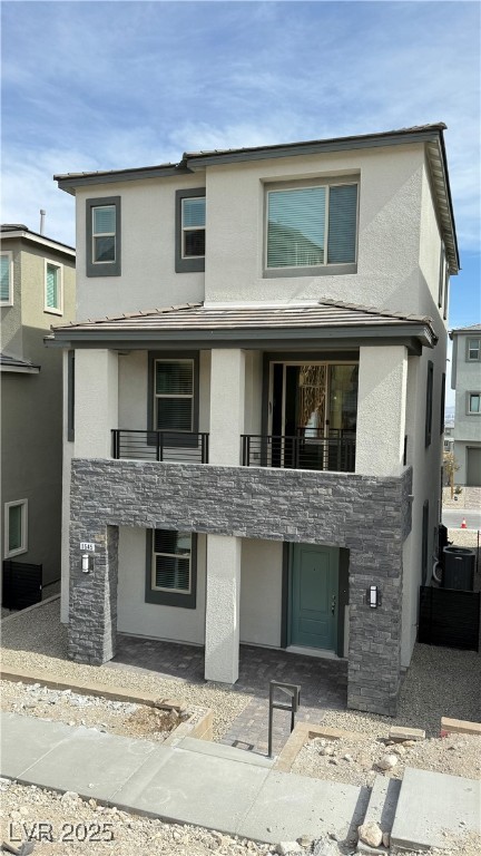 1545 Bat Hawk Street