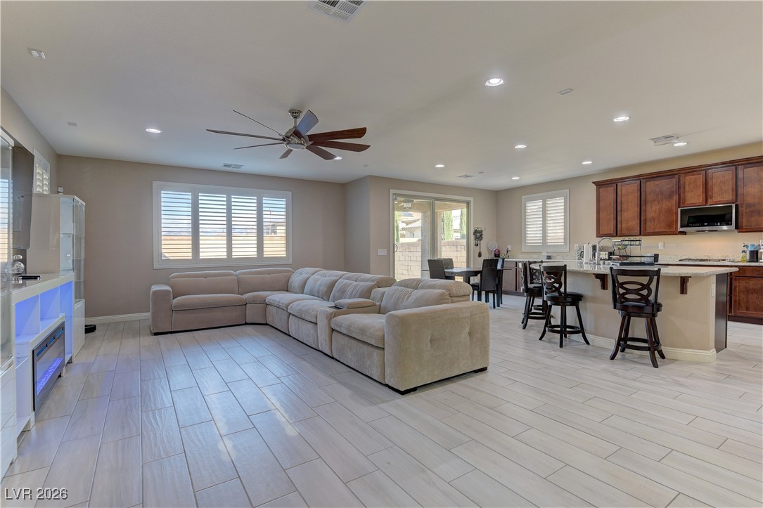 10042 Rams Leap Avenue