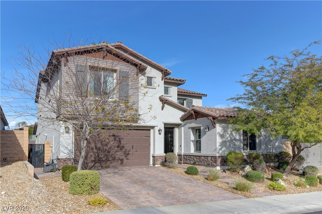 9960 Bighorn Bellows Avenue