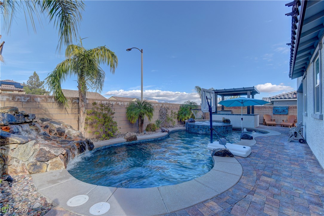 9960 Bighorn Bellows Avenue