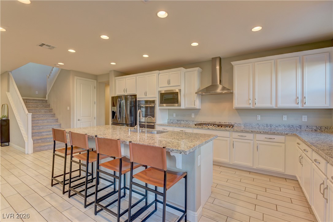 9960 Bighorn Bellows Avenue