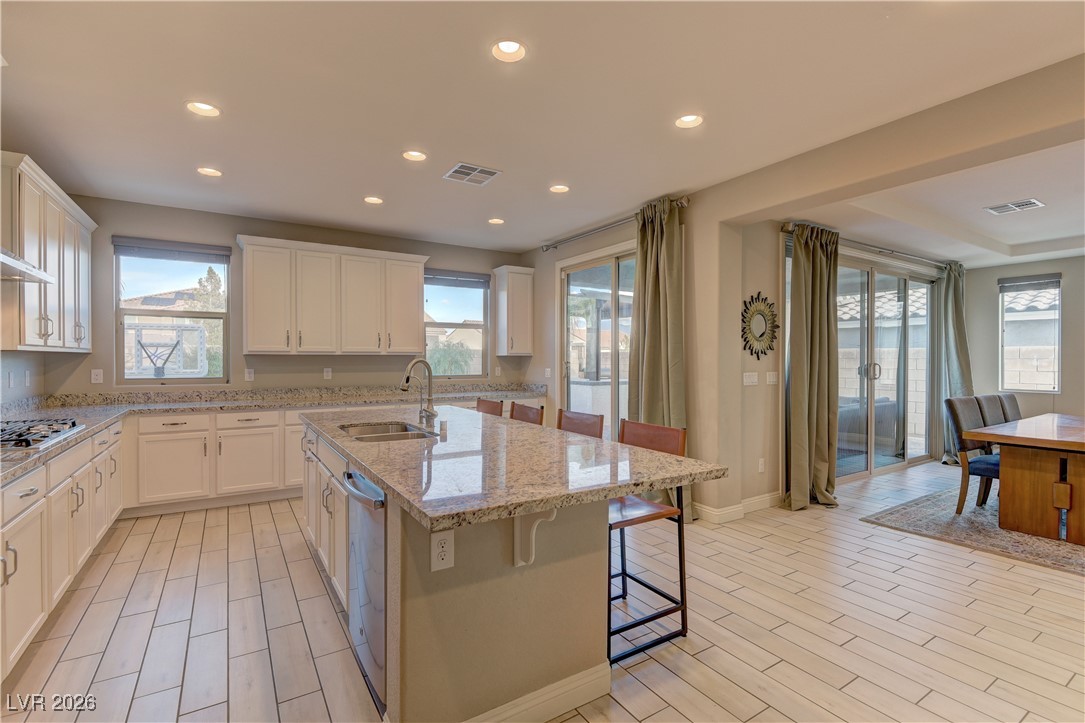 9960 Bighorn Bellows Avenue