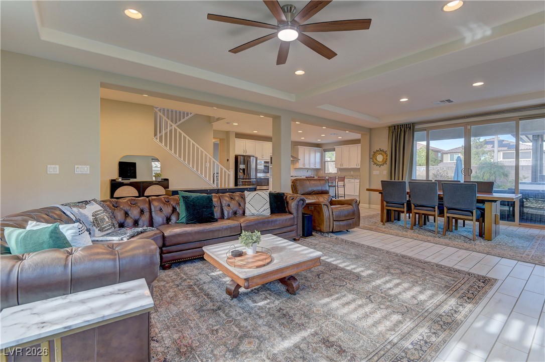 9960 Bighorn Bellows Avenue