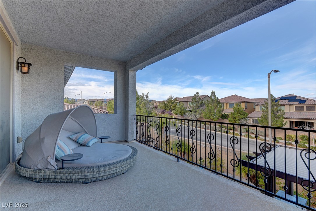 9960 Bighorn Bellows Avenue