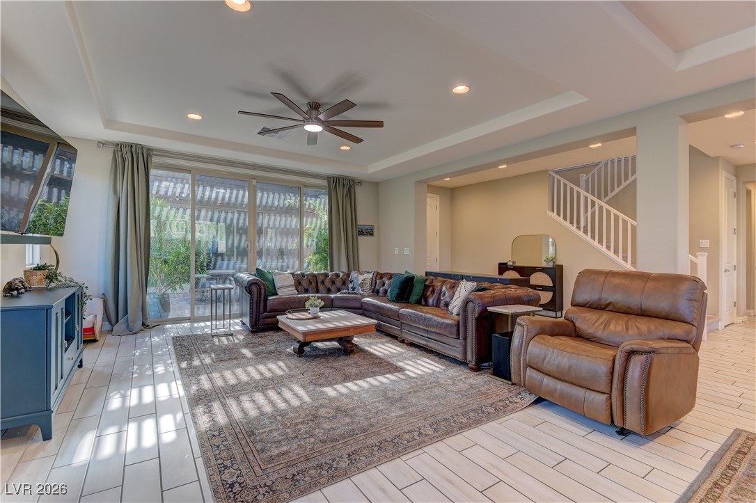 9960 Bighorn Bellows Avenue