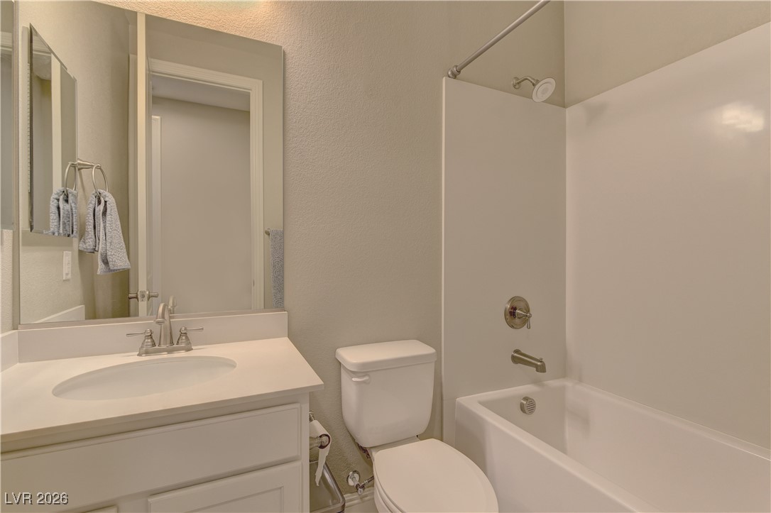 9960 Bighorn Bellows Avenue