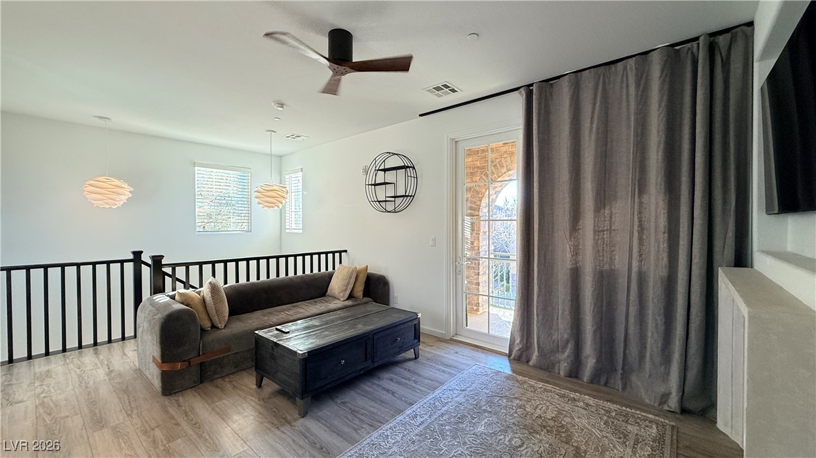 1866 Via Delle Arti 2101