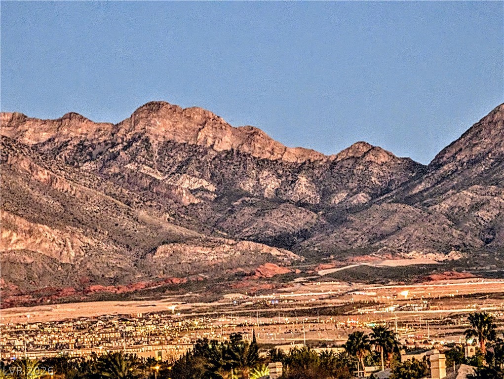 9208 Tesoras Drive 201