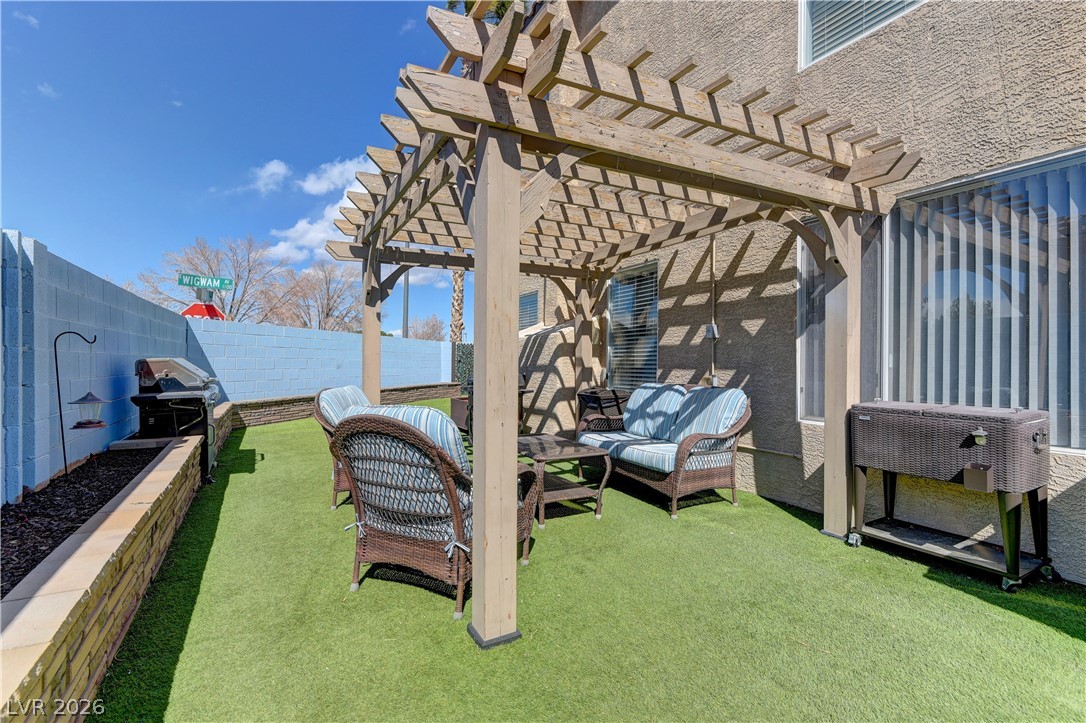 1124 Silver Stone Way