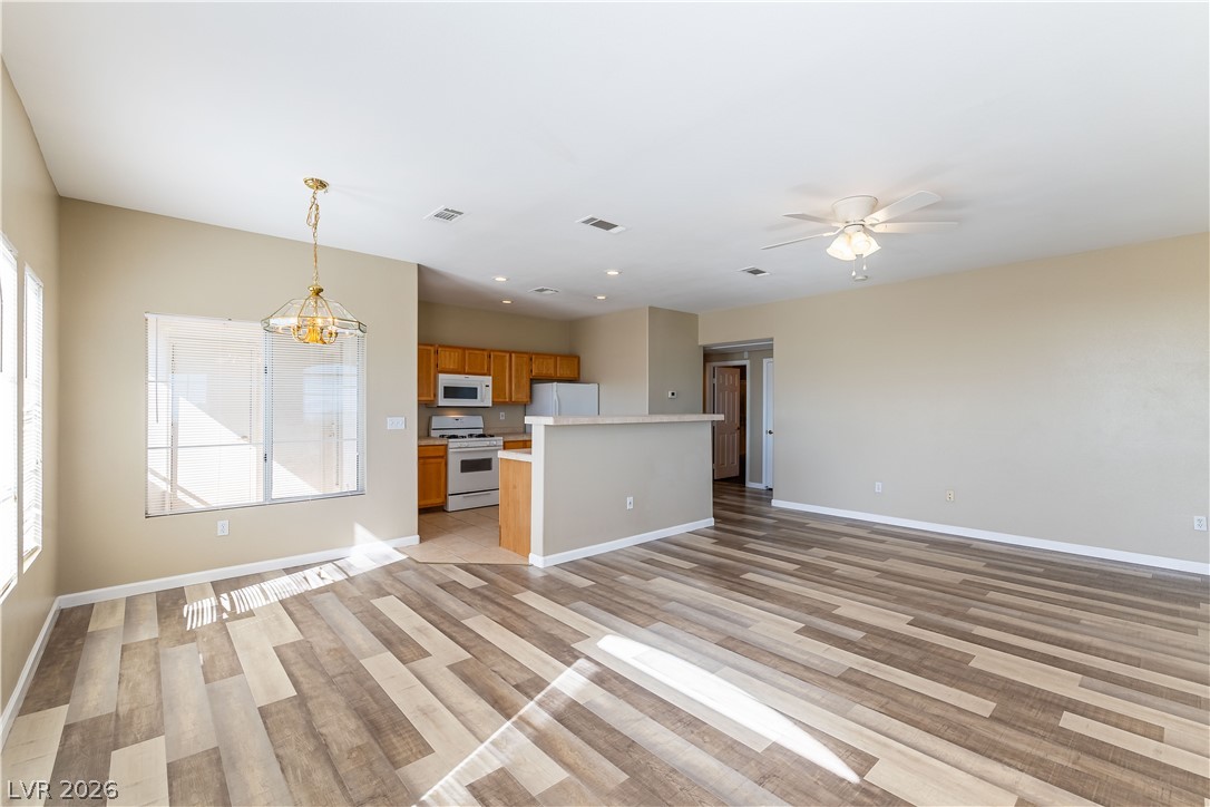 1320 RED GABLE Lane 203