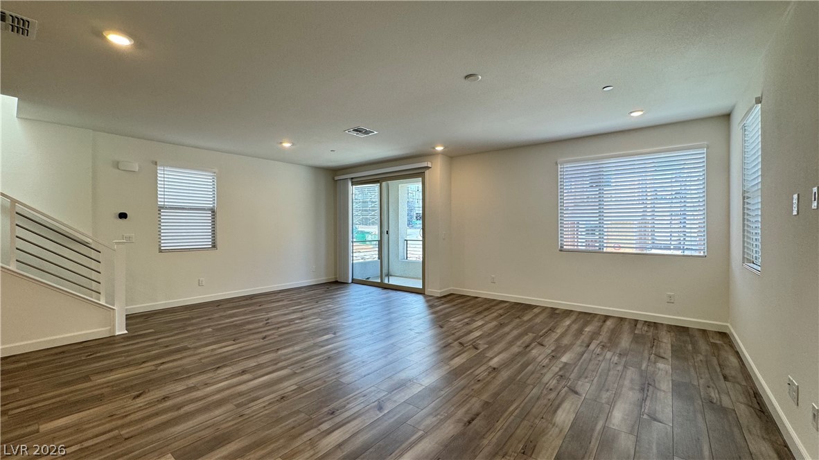 1429 Whistling Kite Street