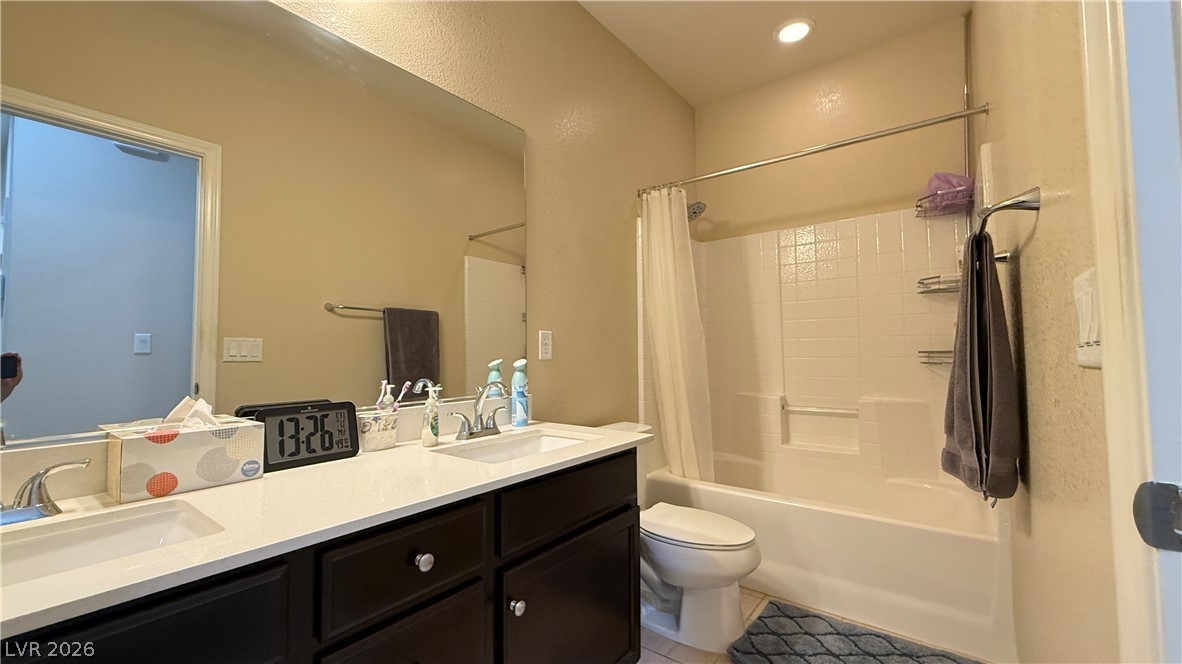 821 Fox Mountain Court