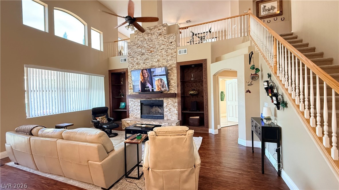 10633 Adamsong Avenue