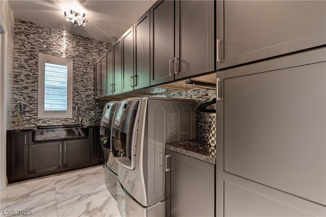 12439 Sky Bluff Court