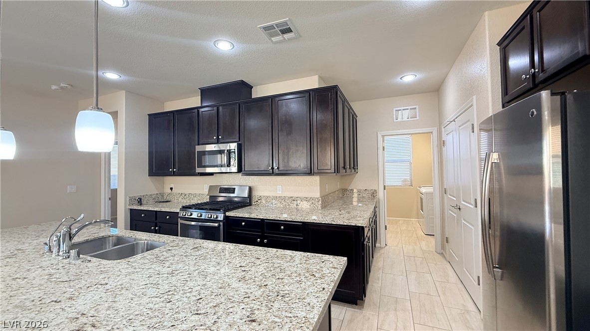 821 Fox Mountain Court