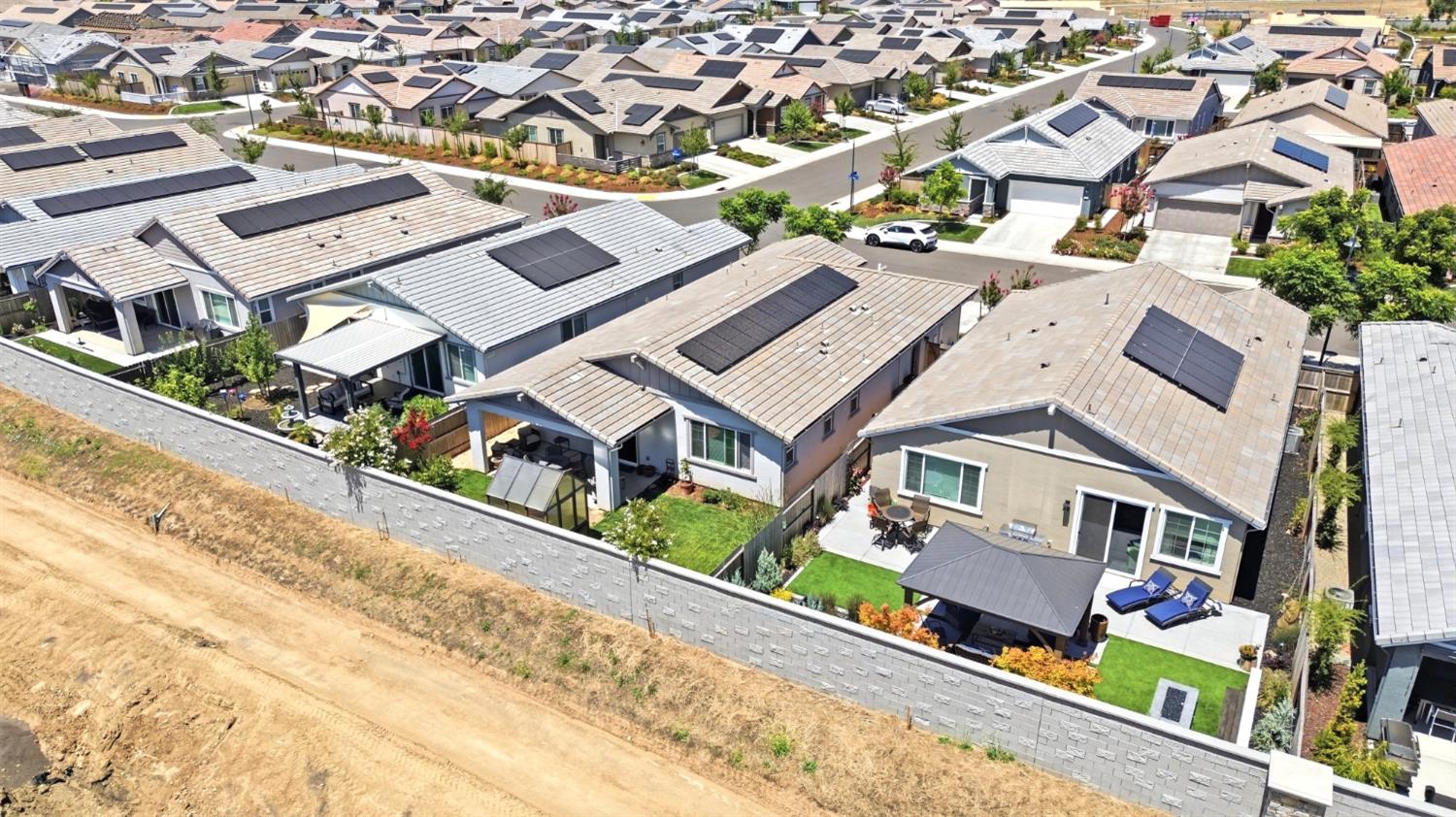 1399 Carson River Loop
