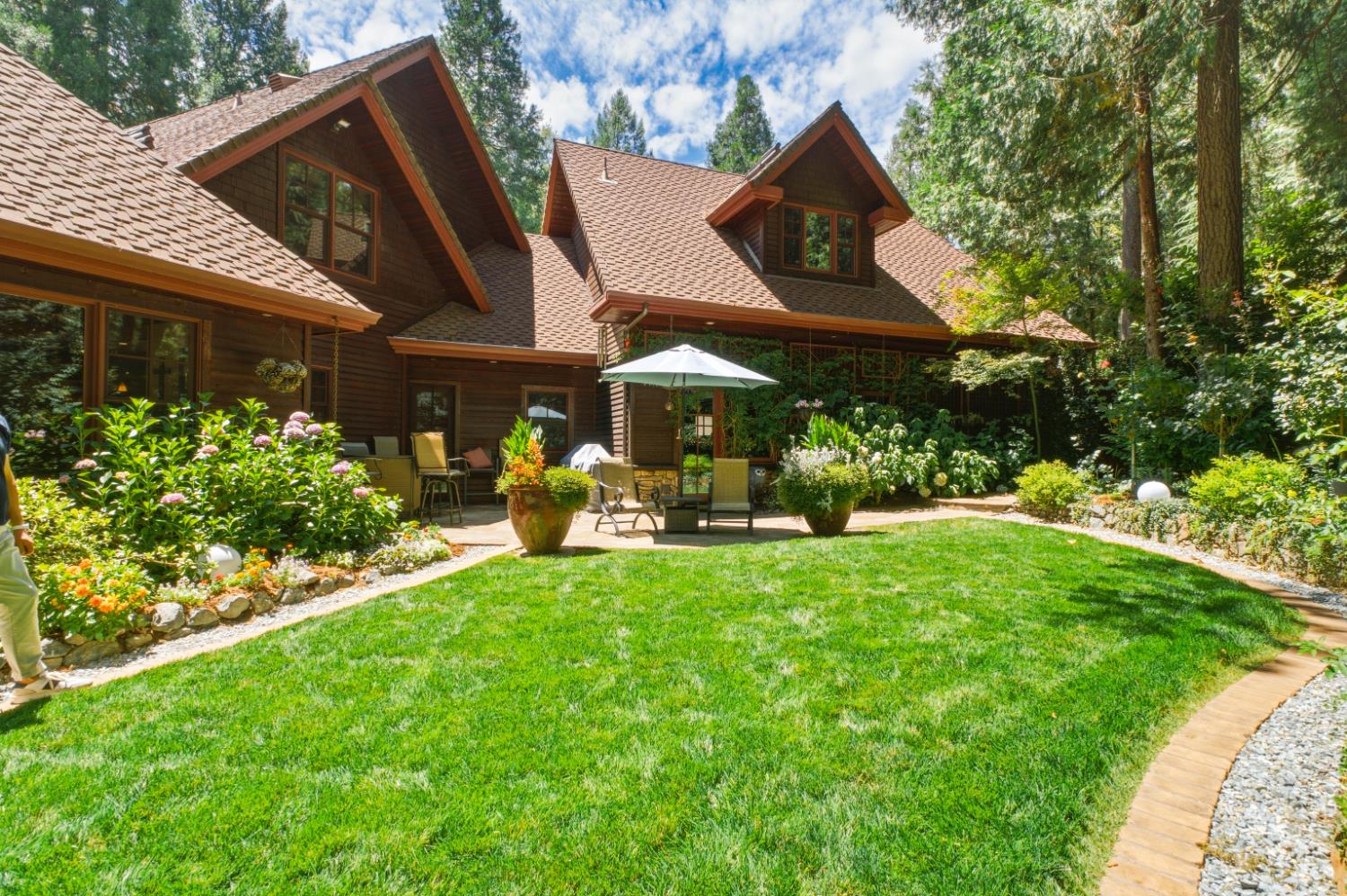 13027 Robin Road