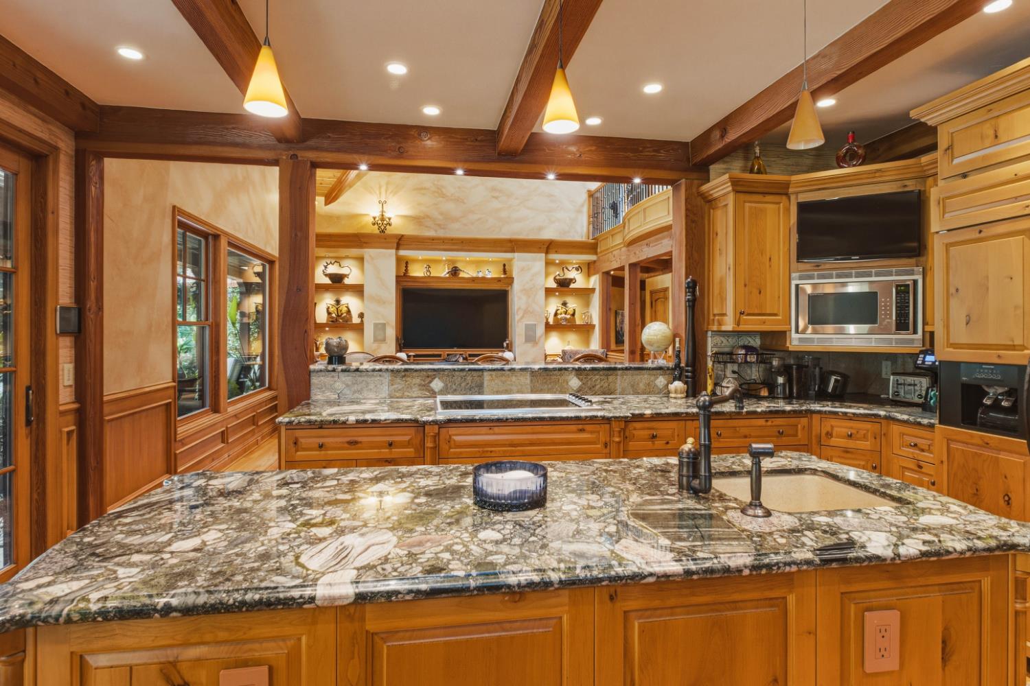 13027 Robin Road