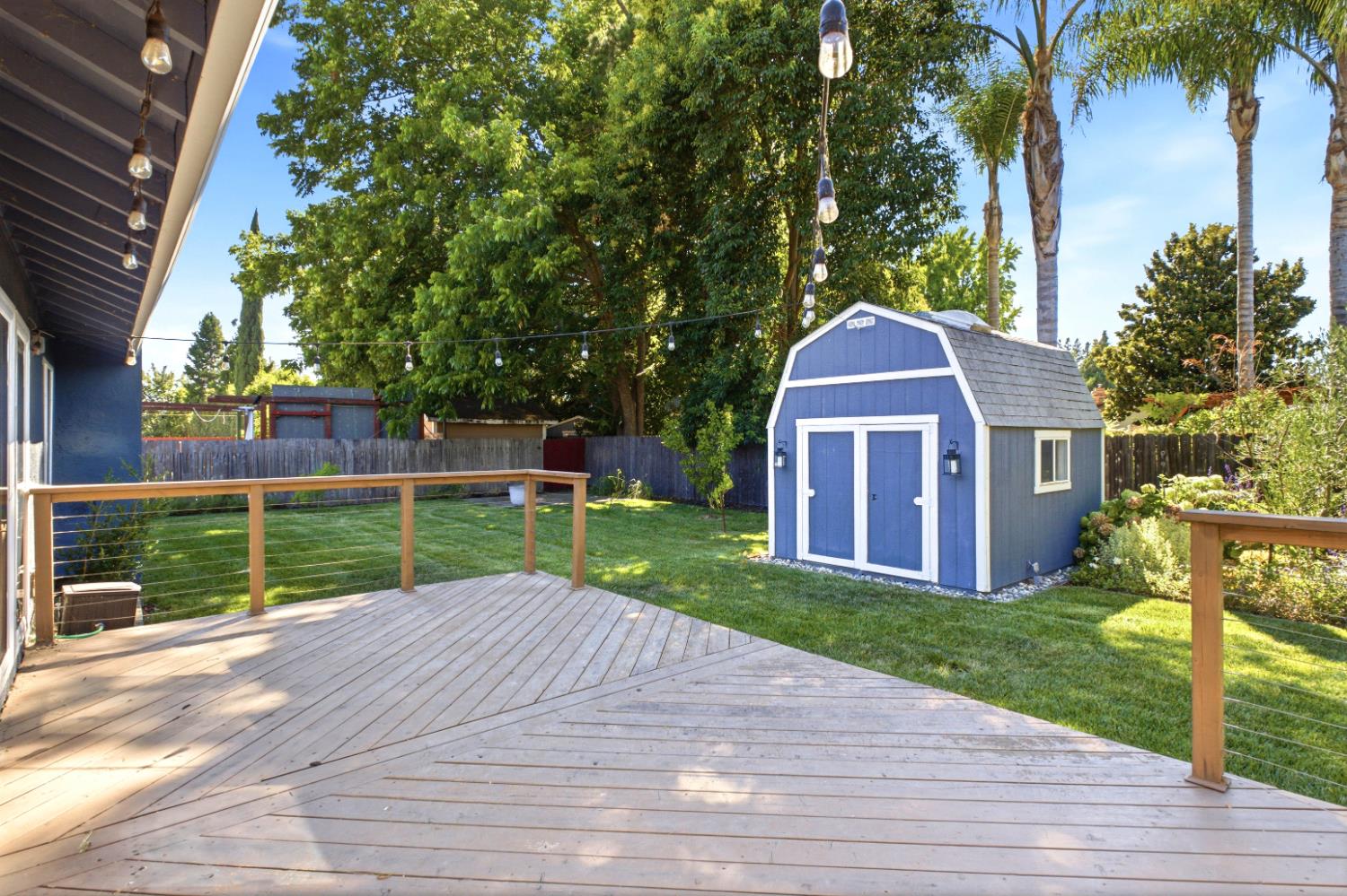 6860 Pocket Road