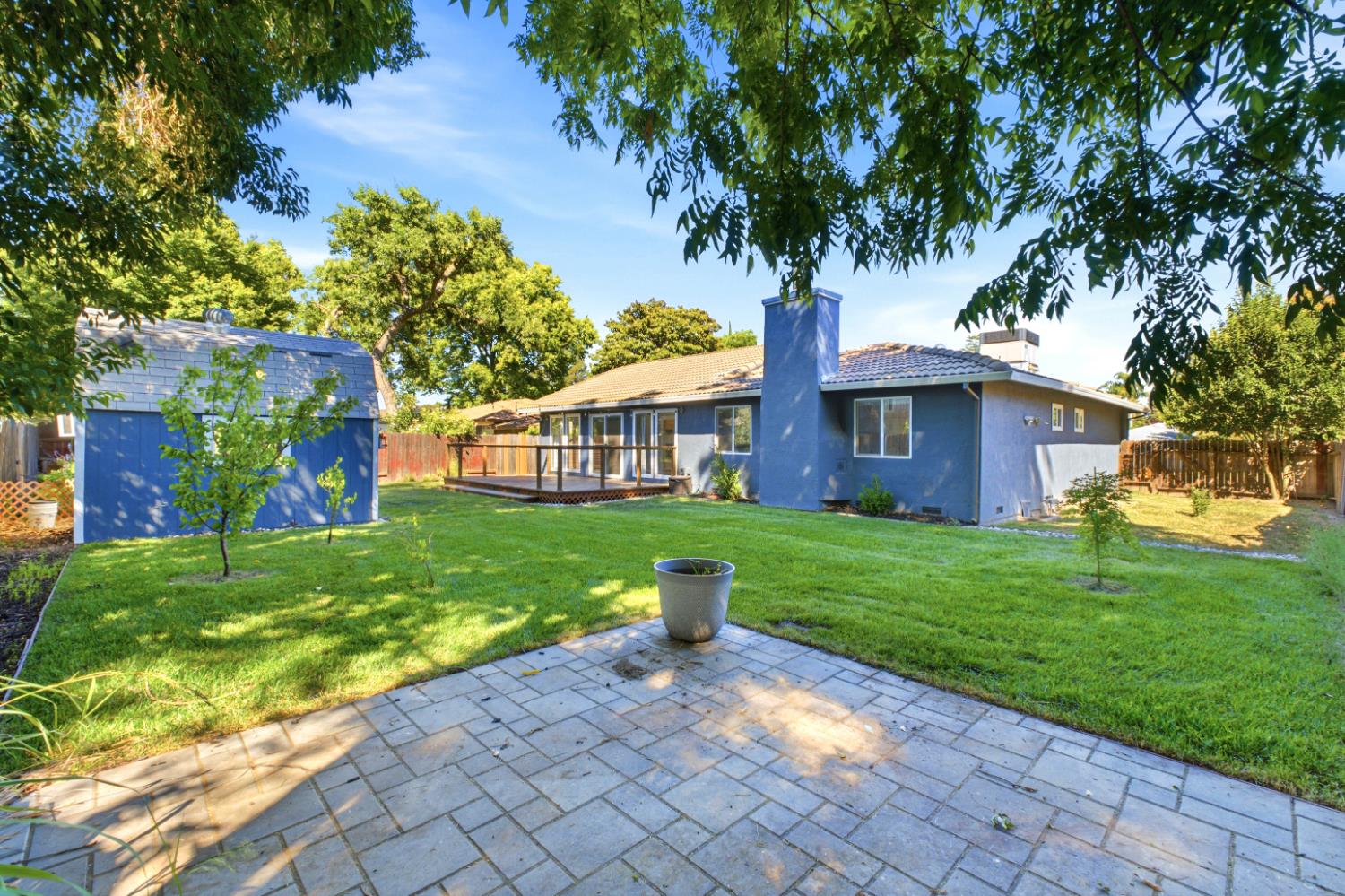 6860 Pocket Road