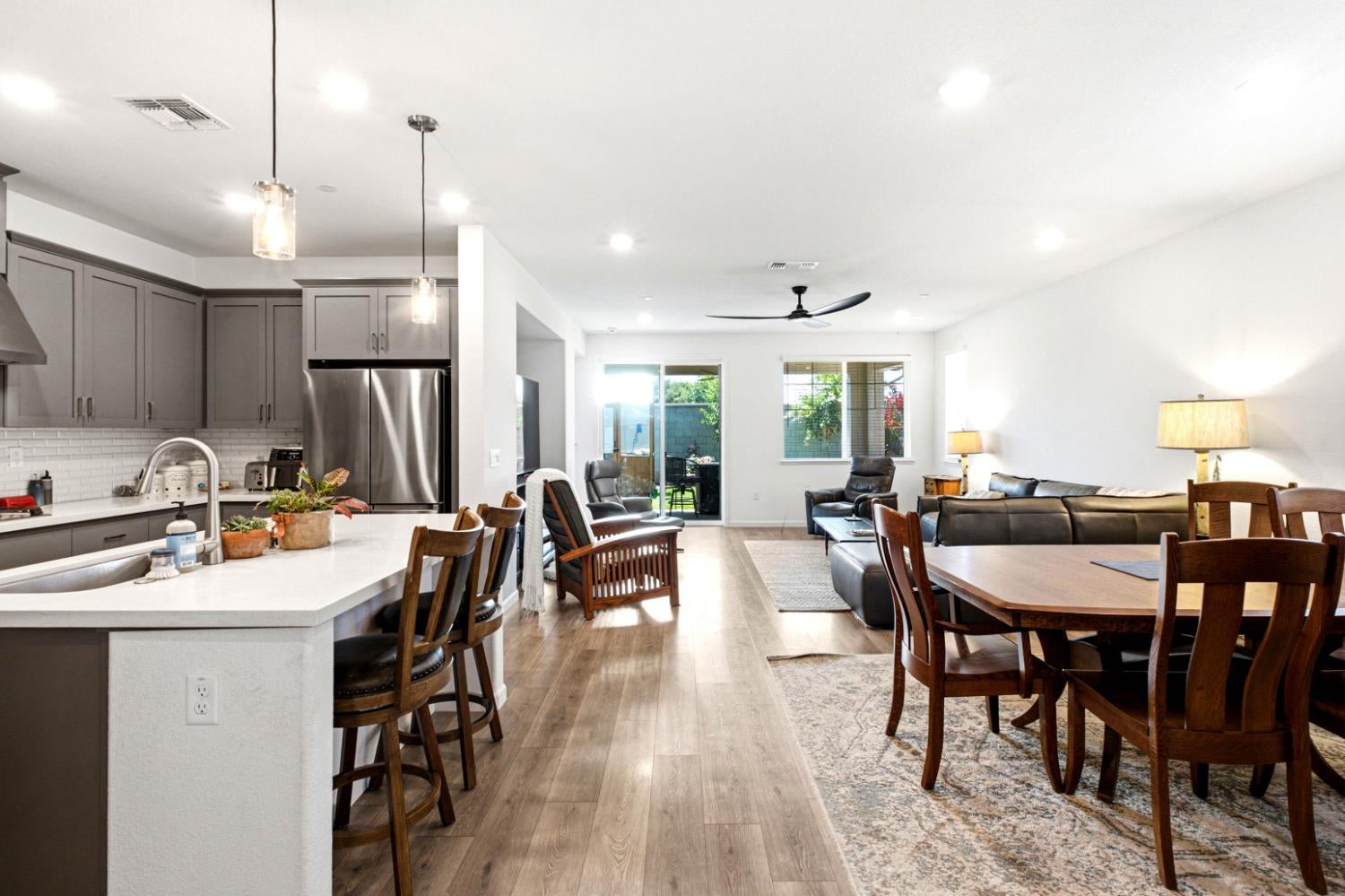 1399 Carson River Loop