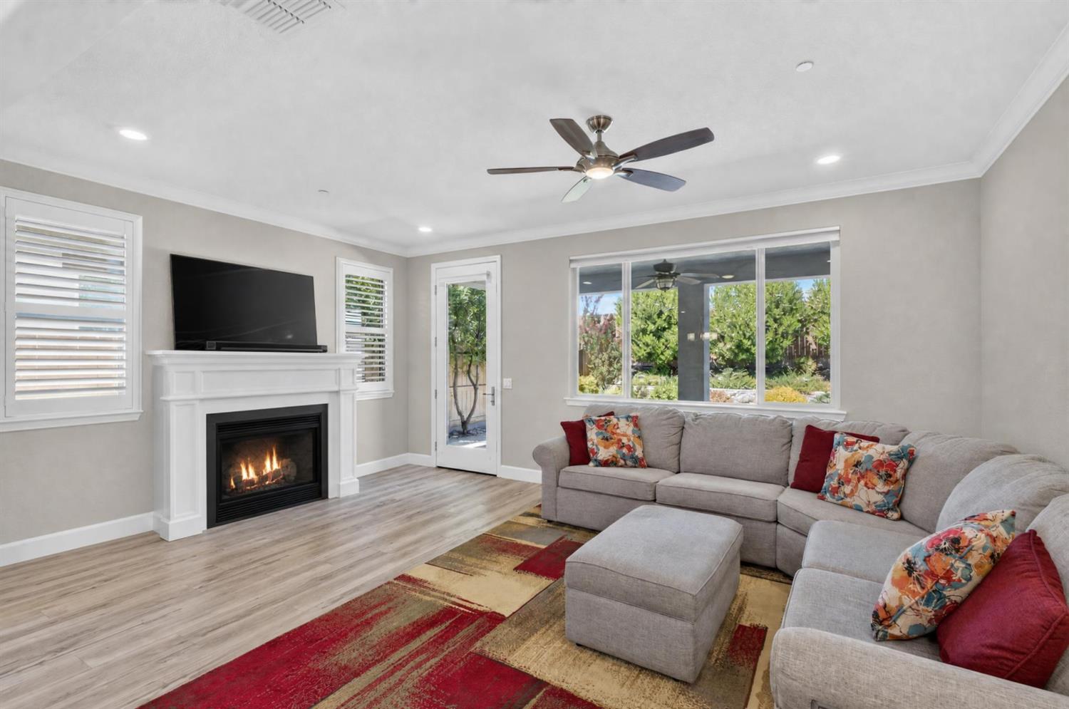 6089 Hot Springs Drive