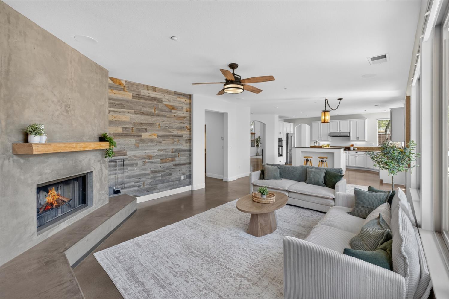 701 Rolling Green Drive
