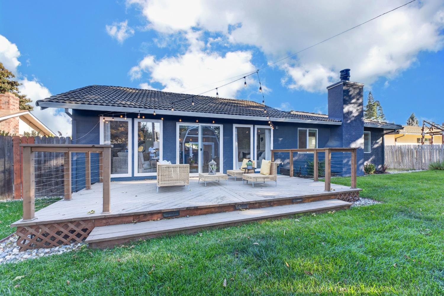 6860 Pocket Road