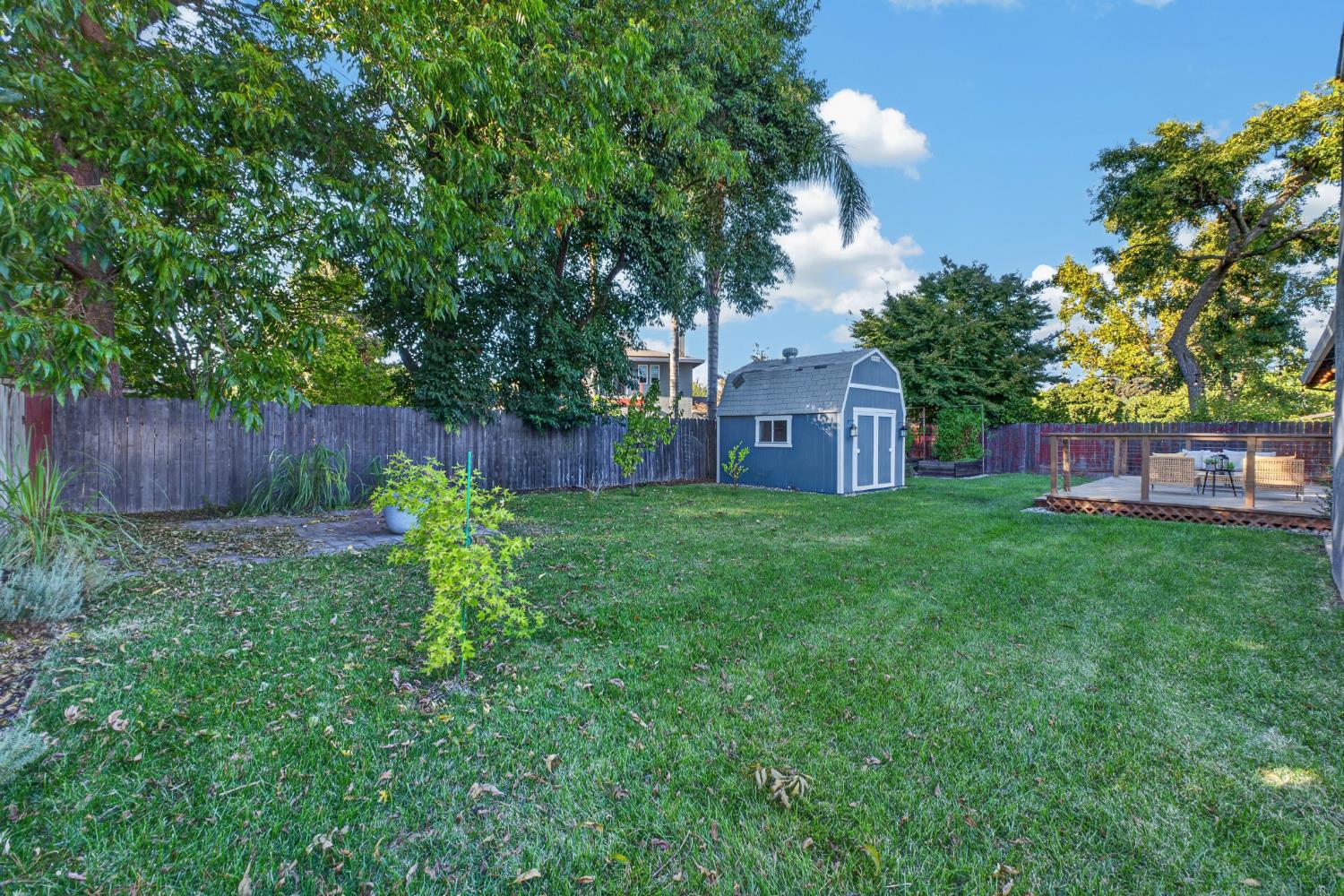 6860 Pocket Road