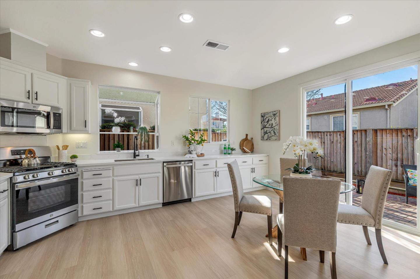 1063 Inverness Court