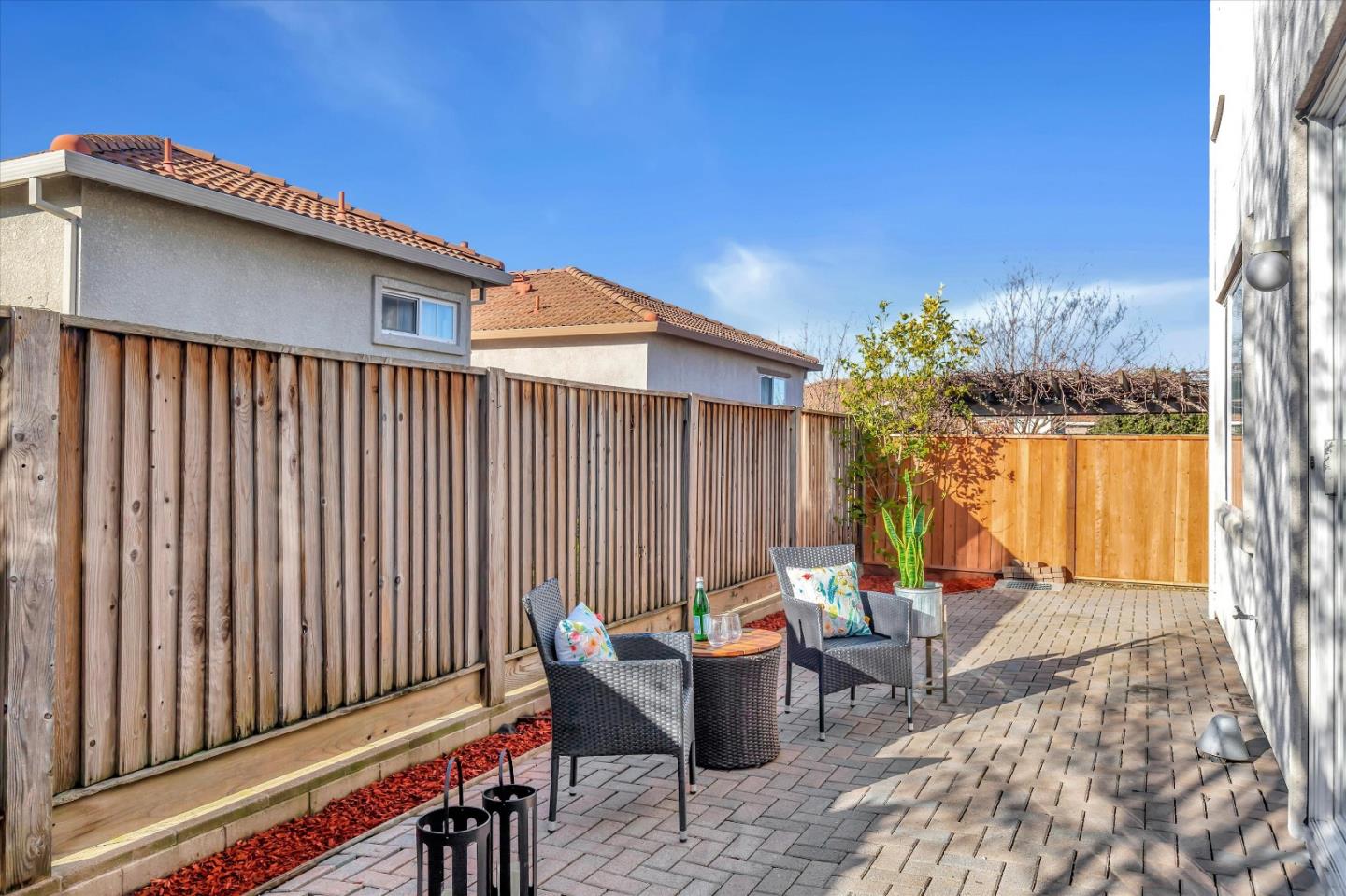 1063 Inverness Court