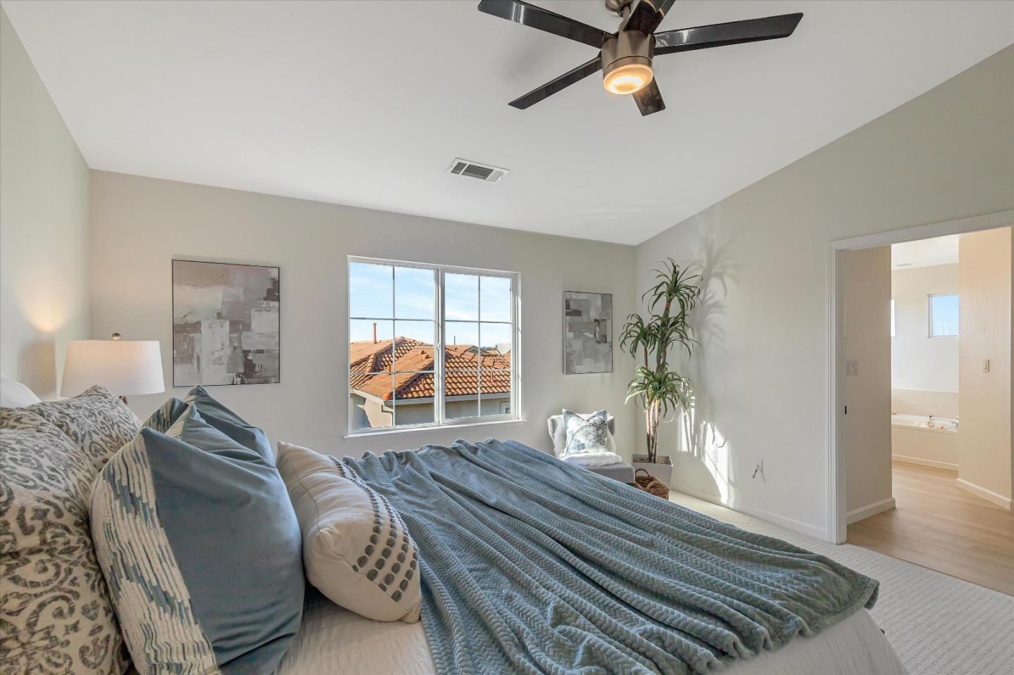 1063 Inverness Court