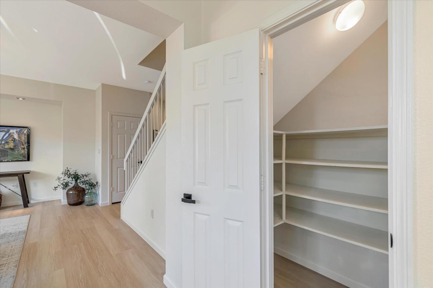 1063 Inverness Court