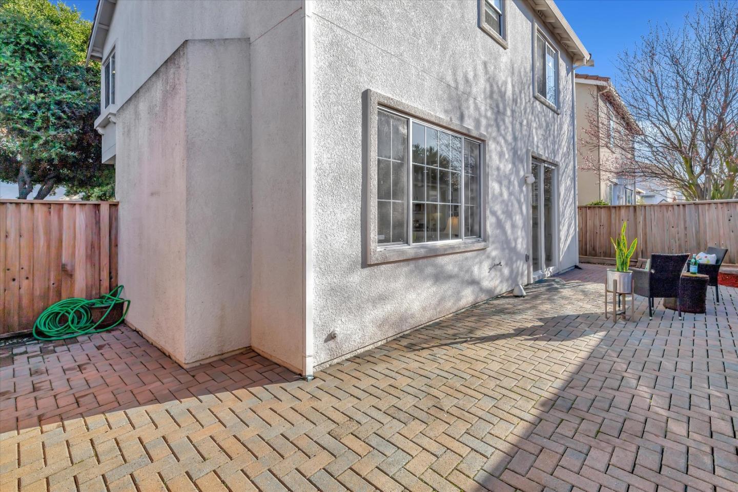 1063 Inverness Court