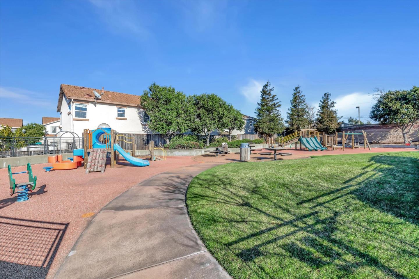 1063 Inverness Court