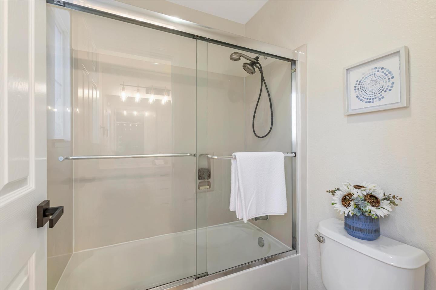 1063 Inverness Court