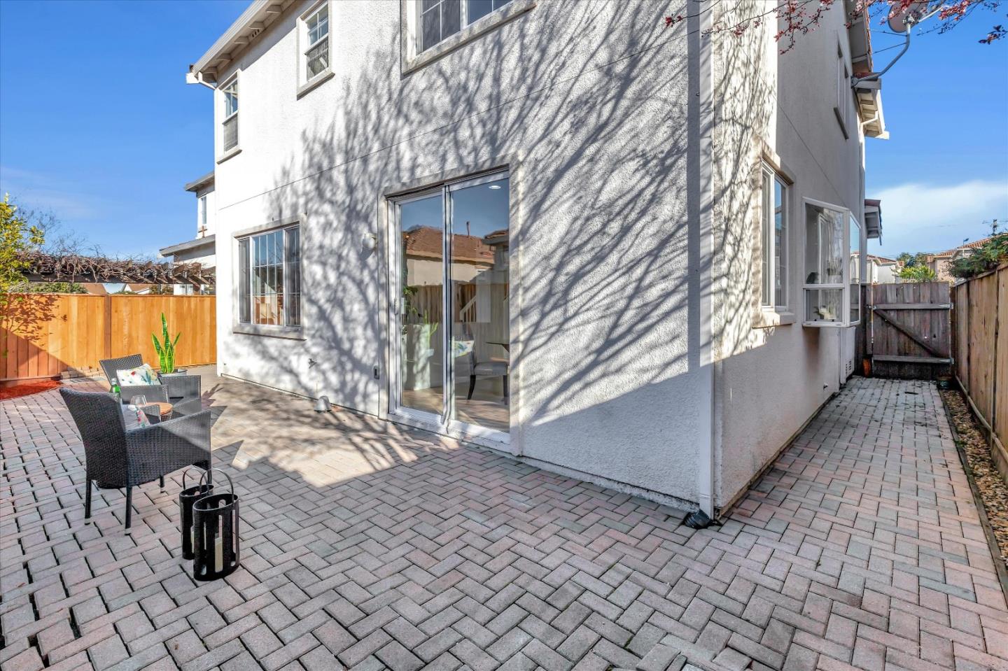 1063 Inverness Court