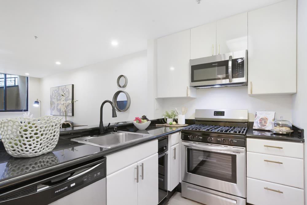 1045 Mason Street Unit: 001